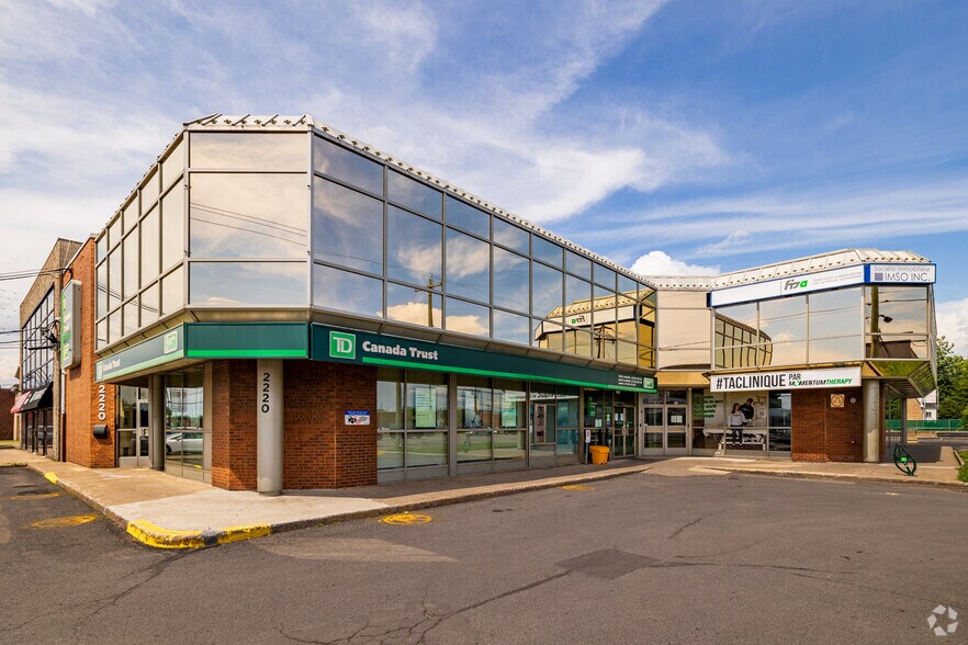 Primary Photo Of 2220 Boul Lapinière, Brossard Storefront Retail Office For Lease