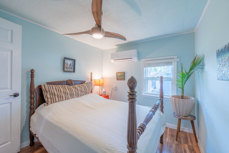 More Photos Of 1101 S Rogers St, Bloomington Multifamily For Sale