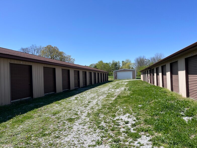 More Photos Of 170 Dogwood Street, Henry Self Storage For Sale