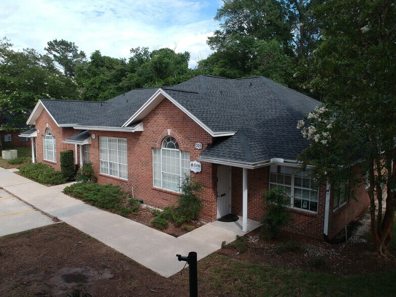 More Photos Of 8833 Perimeter Park Blvd, Jacksonville Medical For Sale