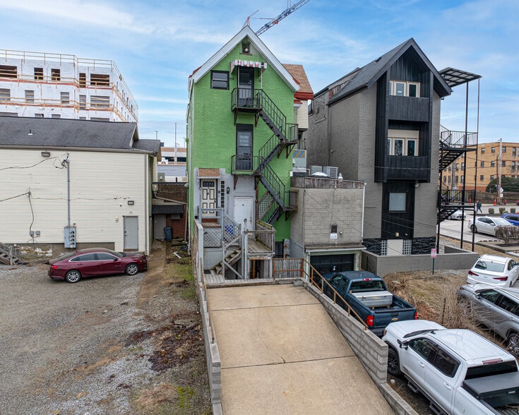 More Photos Of 236 Shady Ave, Pittsburgh Apartments For Lease