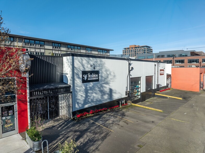 More Photos Of 2237-2249 NW Raleigh St, Portland Warehouse For Sale