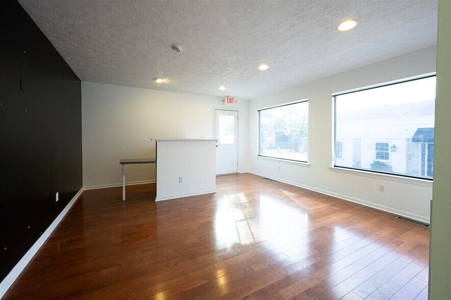 More Photos Of 1128 Magnolia St, Bowling Green Office Residential For Sale
