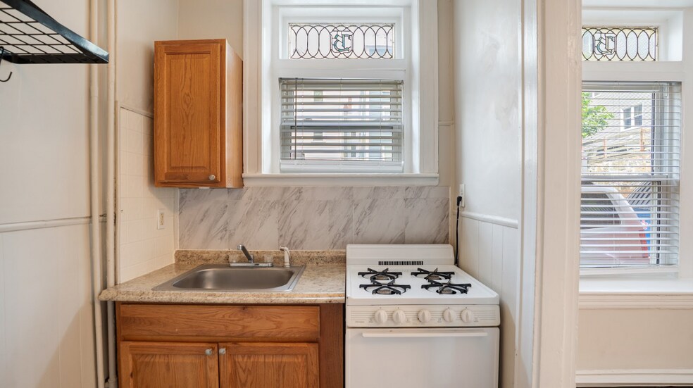 More Photos Of 16 Newhall St, Lynn Apartments For Sale