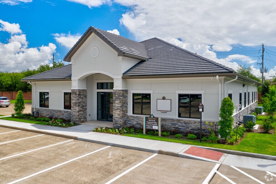 More Photos Of 4718 Riverstone, Missouri City Medical For Lease