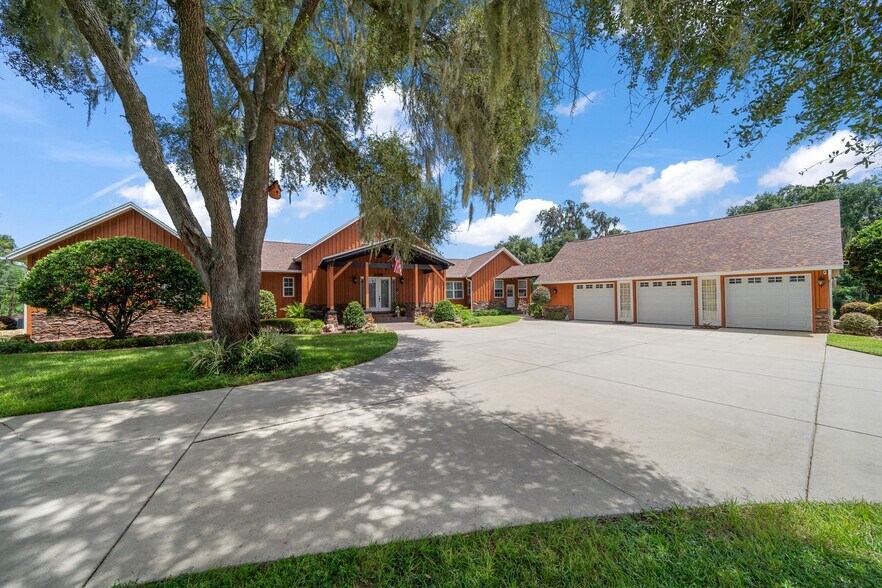 More Photos Of 7780 N Whippoorwill Ter, Hernando Sports And Entertainment For Sale