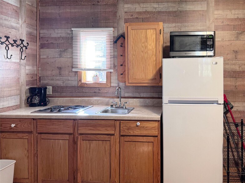 More Photos Of 2131 Sioux Dr, Sulphur Multifamily For Sale