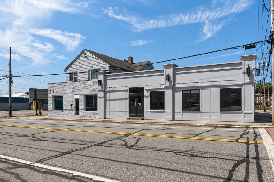 Primary Photo Of 1058 Charles St, North Providence Restaurant For Sale