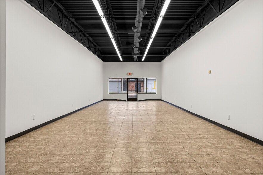 More Photos Of 10433 W McNichols Rd, Detroit Storefront Retail Office For Lease