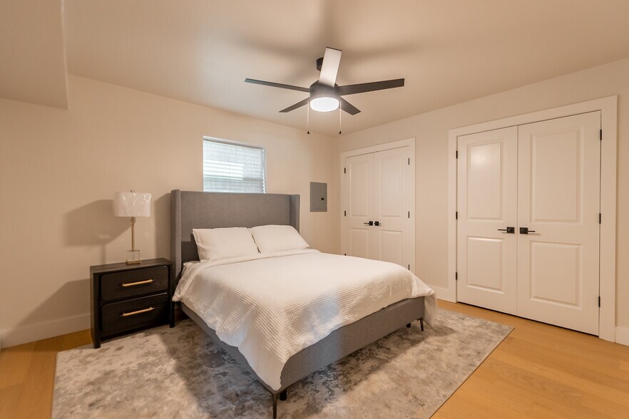 More Photos Of 701 W Highpoint Dr, Stillwater Apartments For Sale