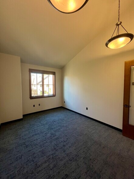 More Photos Of 7307 SW Beveland Rd, Tigard Coworking Space