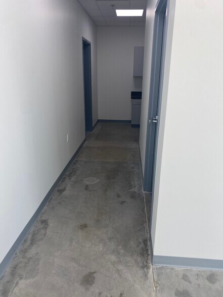 More Photos Of 5940 Lower Birdville Rd, Haltom City Warehouse For Lease