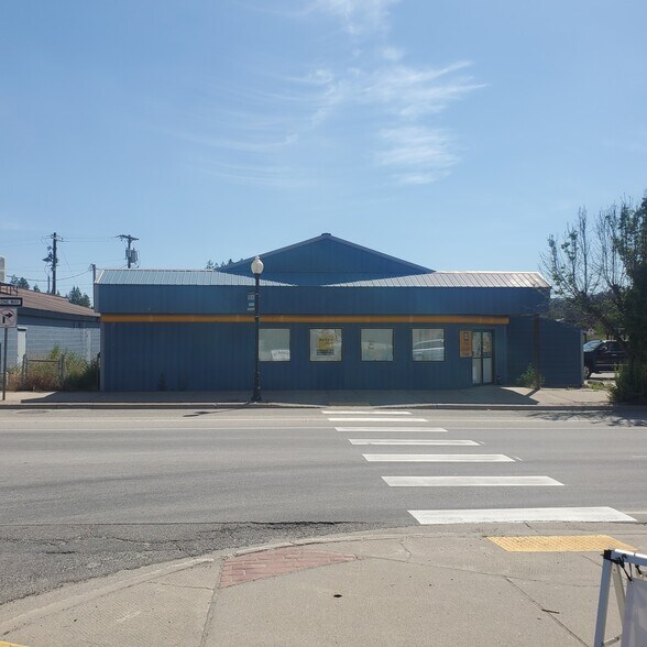 More Photos Of 300 S Union Ave, Newport Freestanding For Lease