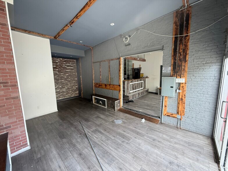More Photos Of 185 Howard Ave, Brooklyn Storefront For Lease