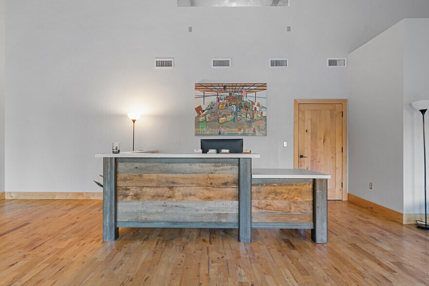 More Photos Of 91 W Hightower Dr, Dawsonville Warehouse For Sale