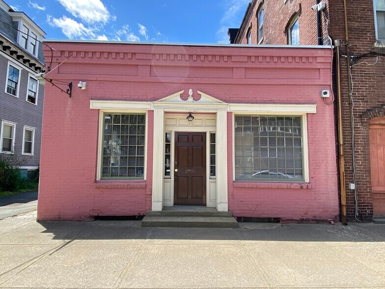 More Photos Of 56 4th St, Turners Falls Office For Sale