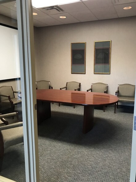 More Photos Of 2804 Longview Dr, Jonesboro Medical For Lease