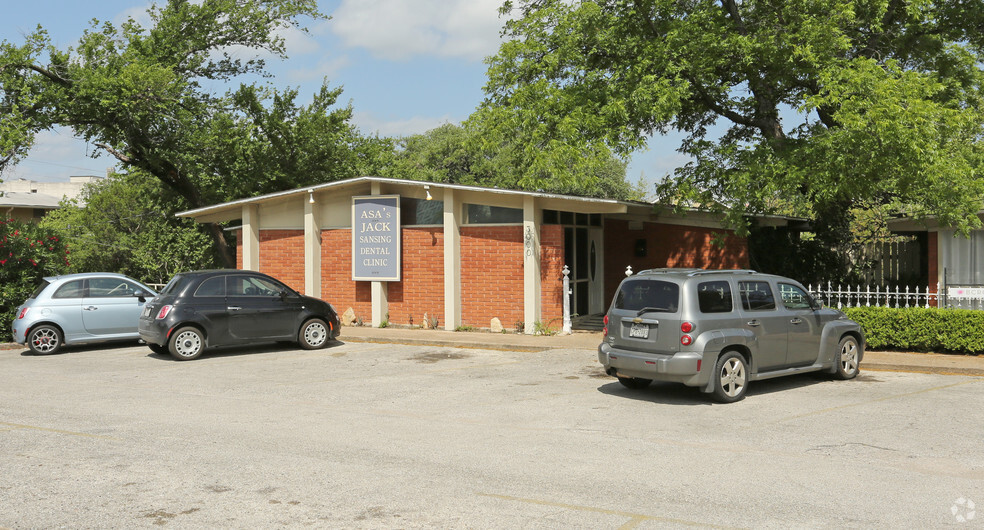 Primary Photo Of 3000 Medical Arts St, Austin Office For Lease