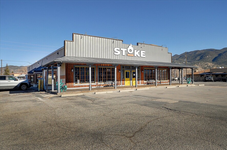 Primary Photo Of 720 E 50 Hwy, Salida Restaurant For Sale