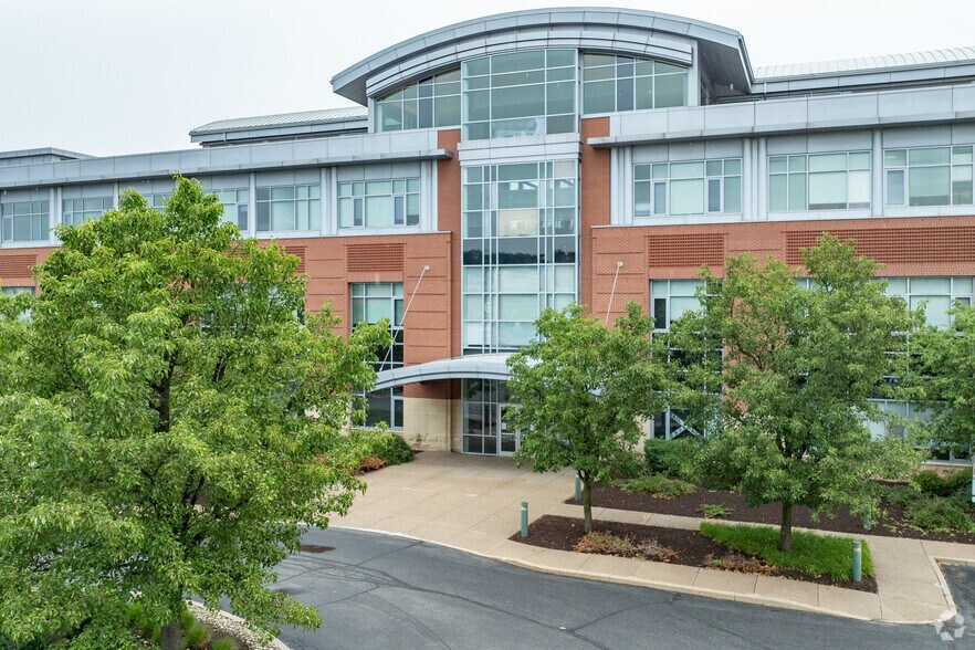 More Photos Of 385 E Waterfront Dr, Homestead Office For Sale