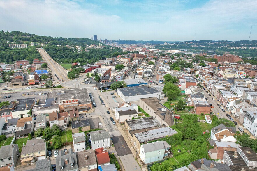 More Photos Of 4433 Howley St, Pittsburgh Flex For Sale