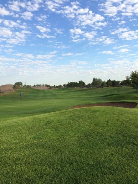 Primary Photo Of 100 N Clubhouse Dr, Avondale Golf Course Driving Range For Sale