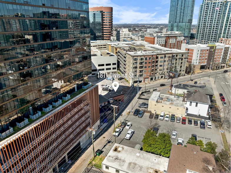 More Photos Of 1811 Division St, Nashville Freestanding For Sale