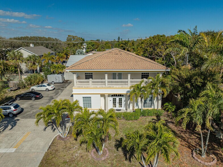 More Photos Of 334 Fourth Ave, Indialantic Office For Sale