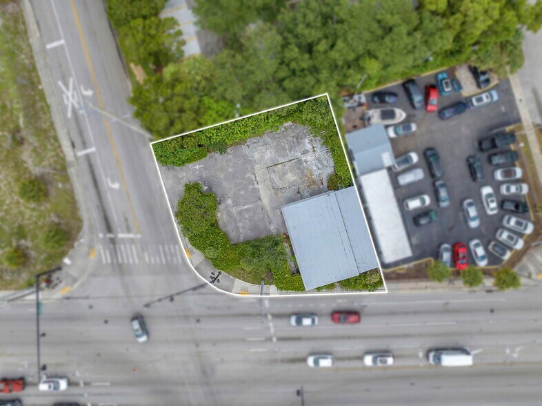 More Photos Of 3311 N Dixie Hwy, Pompano Beach Freestanding For Lease