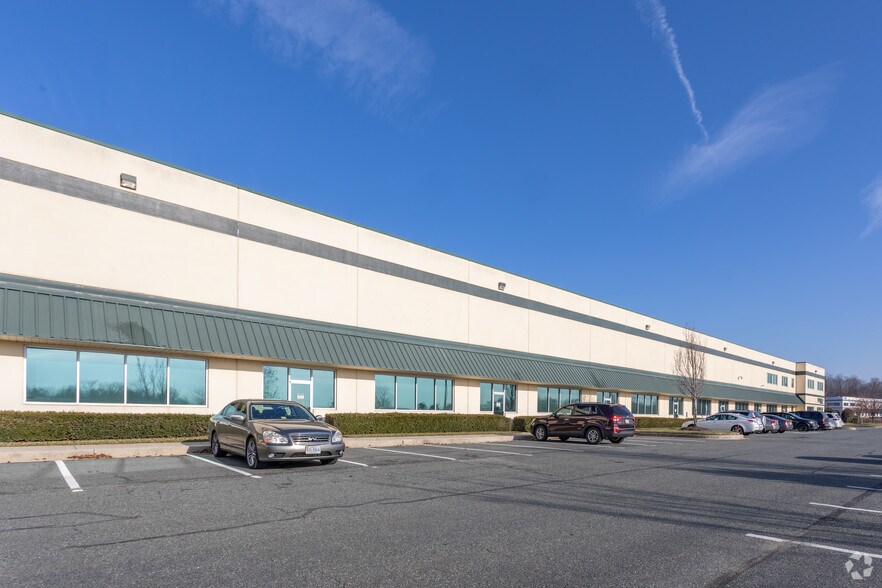 More Photos Of 2208 Lakeside Blvd, Edgewood Warehouse For Lease