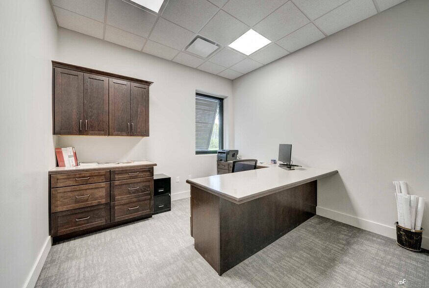 More Photos Of 17684 Cordova Pl, Panama City Beach Distribution For Sale