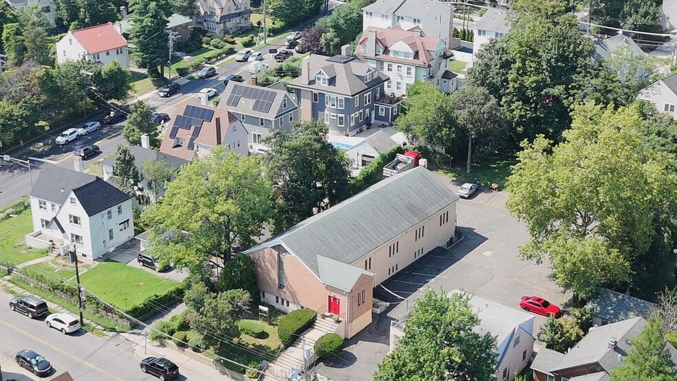Primary Photo Of 135 Remington Pl, New Rochelle Religious Facility For Lease