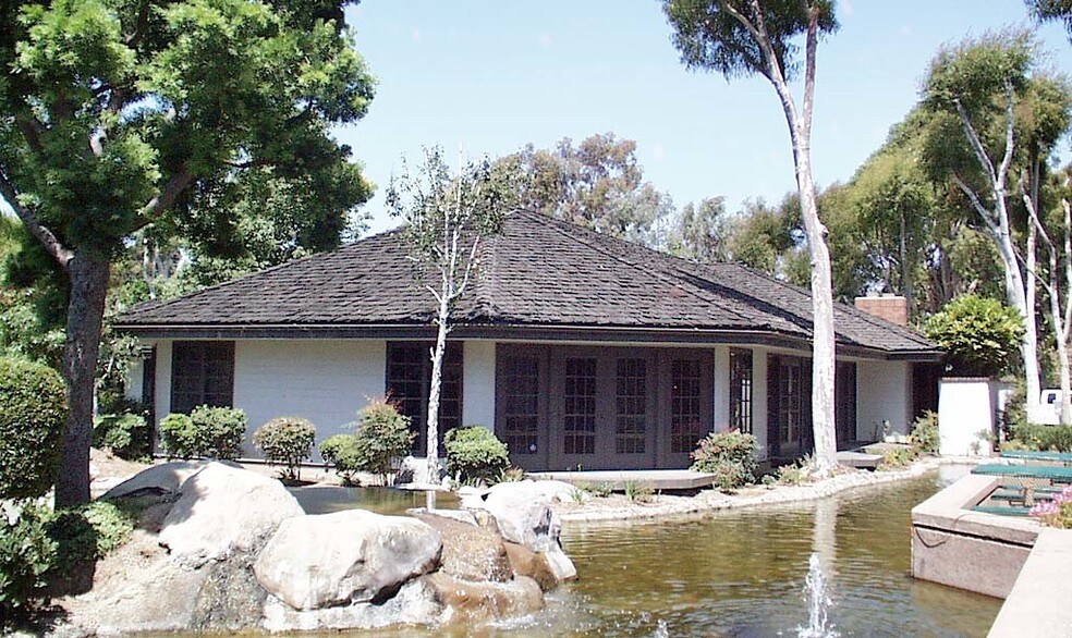 More Photos Of 3151 Airway Ave, Costa Mesa Medical For Lease