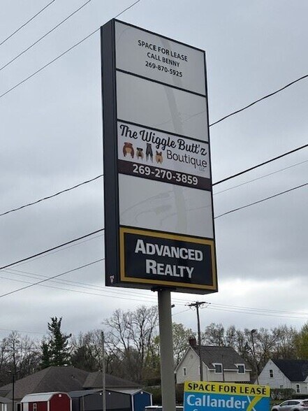 More Photos Of 3707-3721 S Westnedge Ave, Kalamazoo Unknown For Lease