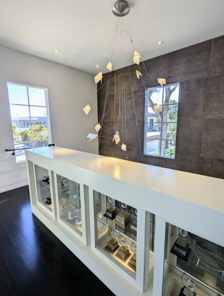 More Photos Of 952 W Fairbanks Ave, Winter Park Freestanding For Lease