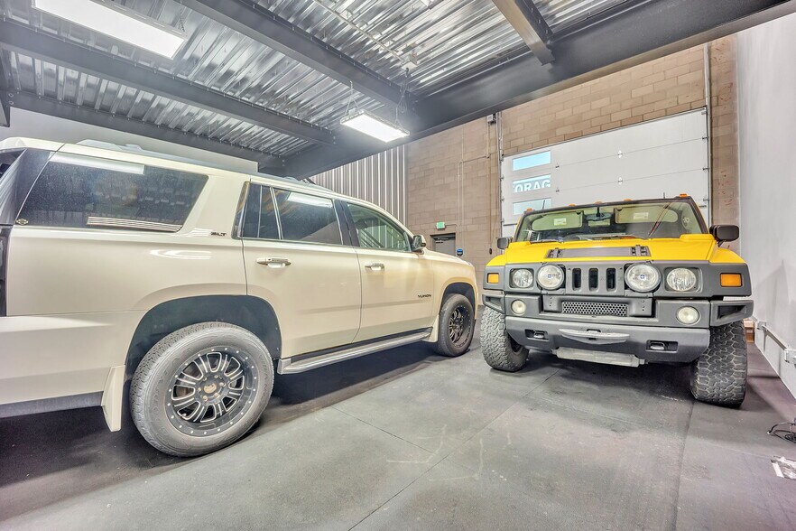 More Photos Of 1925 Deer Creek Rd, Monument Showroom For Sale