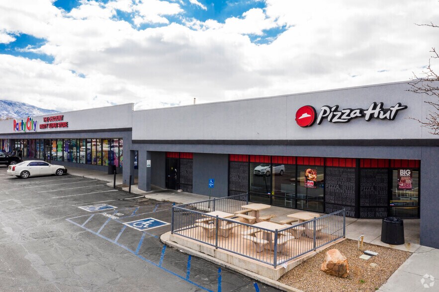 More Photos Of 4400-4420 Wyoming Blvd NE, Albuquerque Unknown For Lease