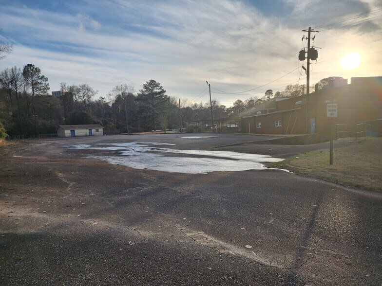 More Photos Of 301 21st Ave S, Birmingham Schools For Sale