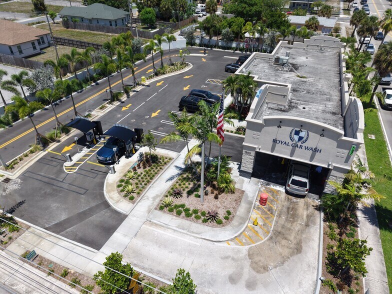 More Photos Of 921 Palm Beach Lakes Blvd, West Palm Beach Carwash For Sale