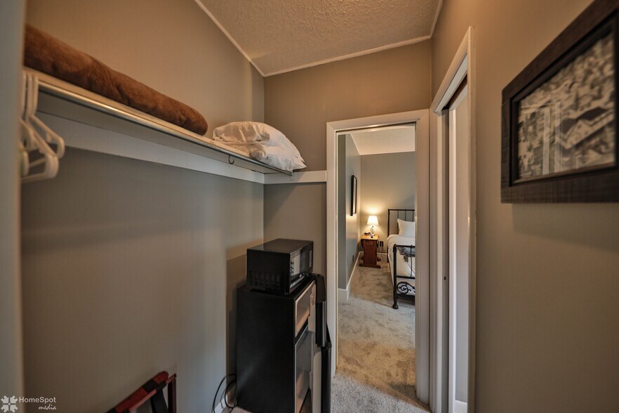 More Photos Of 2468 Route 390, Canadensis Hospitality For Sale