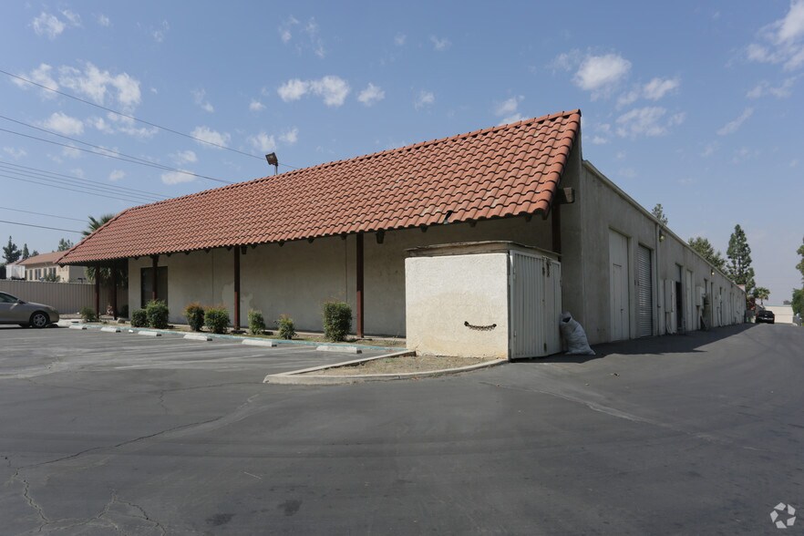 More Photos Of 898 Via Lata, Colton Showroom For Lease