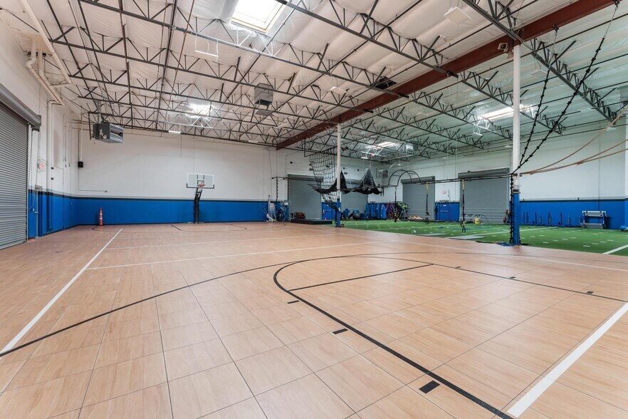 More Photos Of 6230 S Decatur Blvd, Las Vegas Flex For Sale