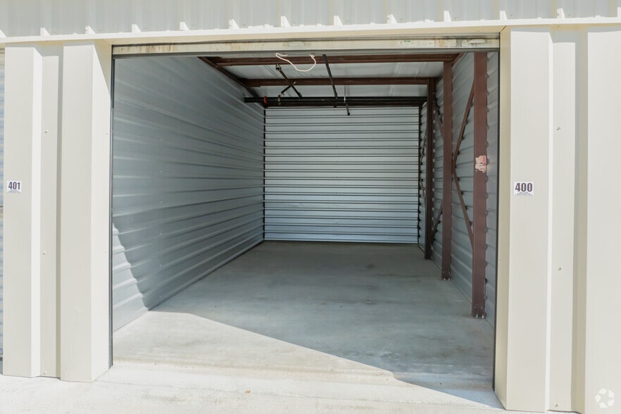 More Photos Of 4395 Business Dr, Cameron Park Self Storage For Sale