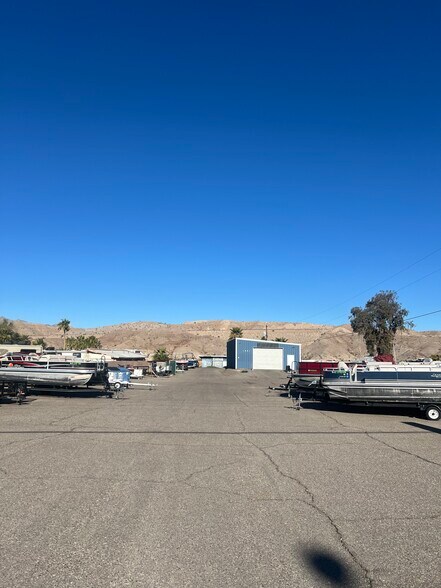 More Photos Of 1631 Hwy 95, Bullhead City Freestanding For Lease