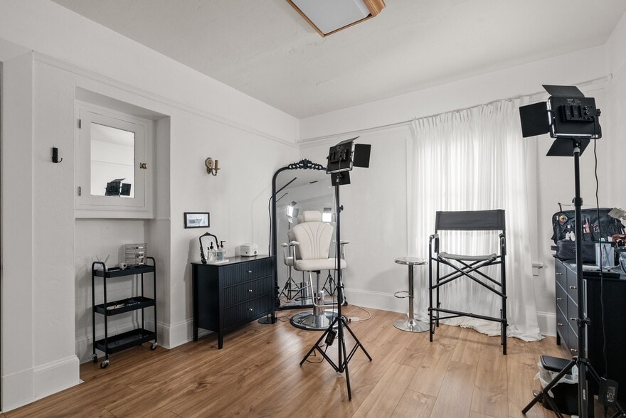 More Photos Of 217 E Lake Ave, Watsonville Office For Sale