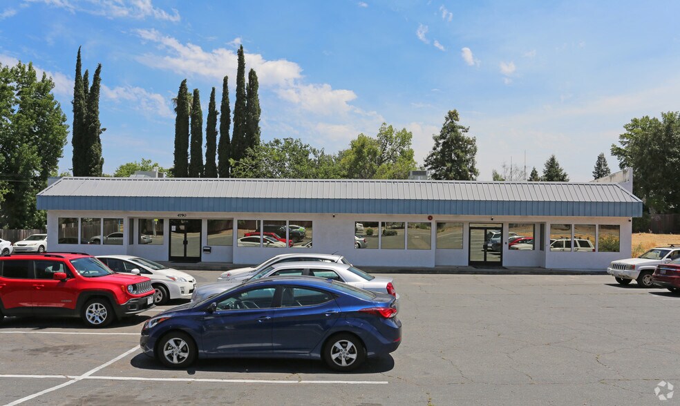 More Photos Of 4778-4790 Dewey Dr, Fair Oaks Loft Creative Space For Lease