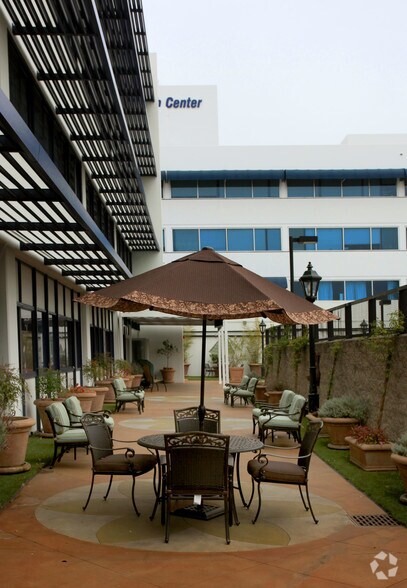 More Photos Of 514 N Prospect Ave, Redondo Beach Medical For Lease