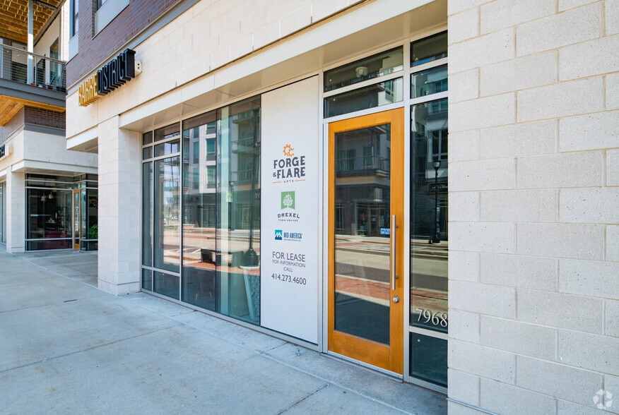 More Photos Of 7955-7973 S Main St, Oak Creek Apartments For Lease