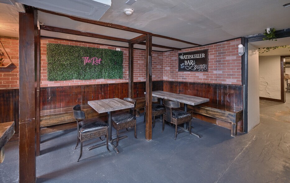 More Photos Of 31 Race St, Frenchtown Hotel For Sale