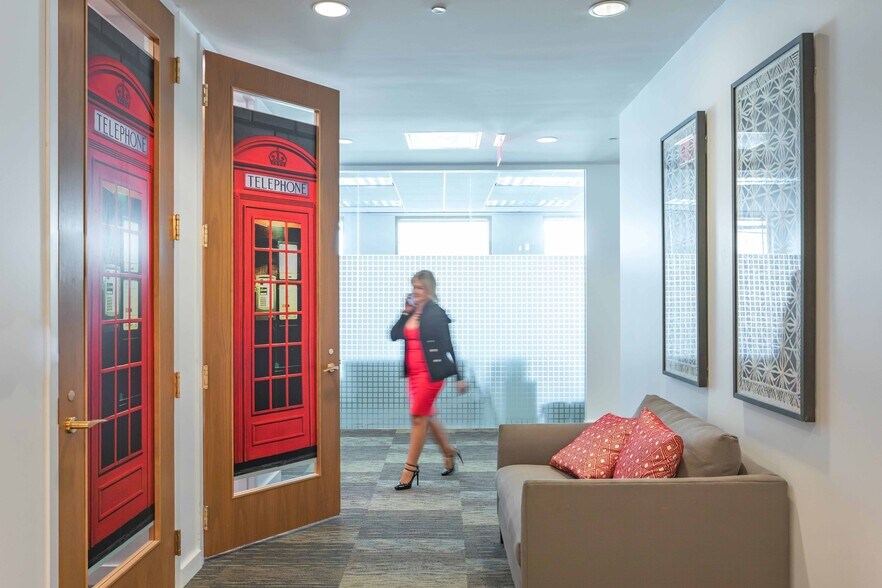 More Photos Of 2525 Ponce de Leon Blvd, Coral Gables Coworking Space